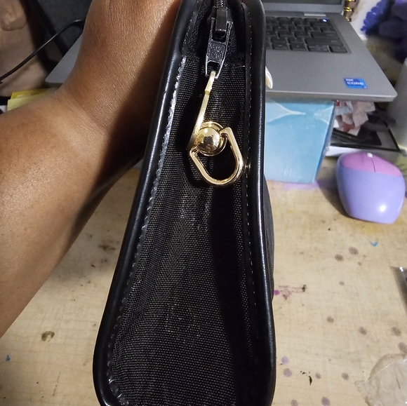 Vintage Dior clutch turned into a crossbody. - Picture 3 of 6